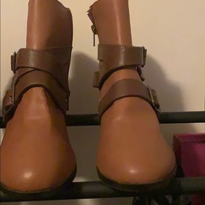 Tan ankle boots never worn